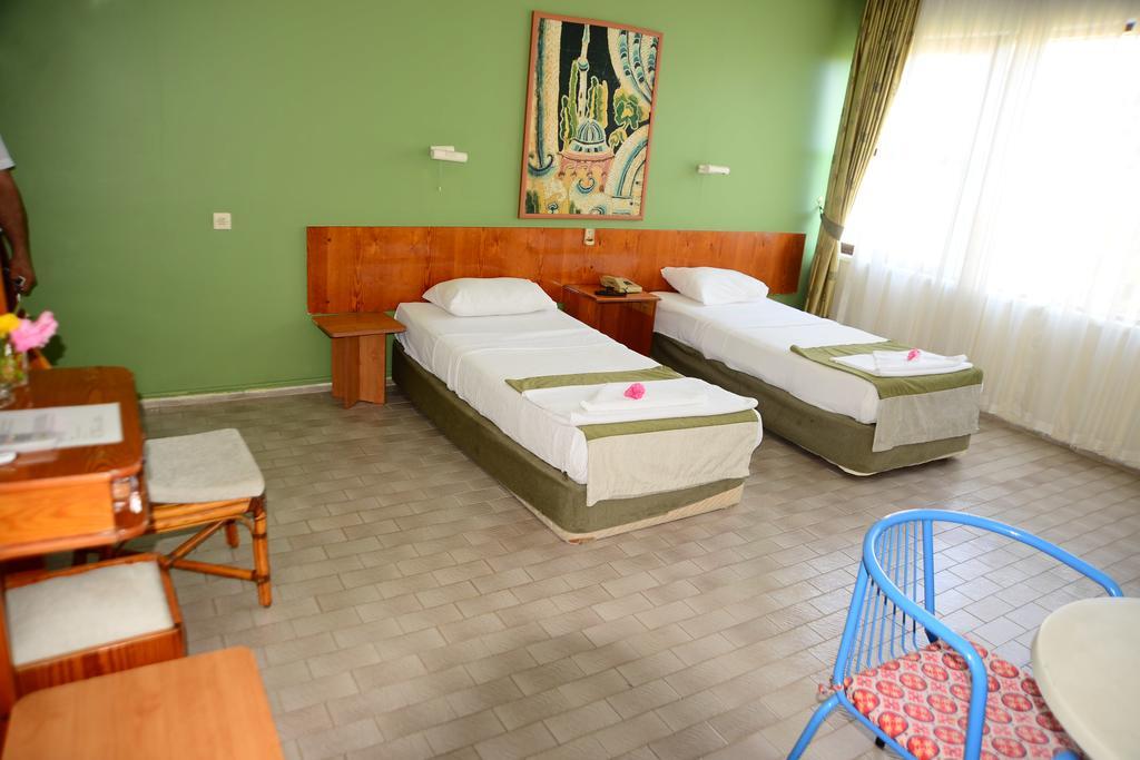 Pinar Hotel Аланя Екстериор снимка