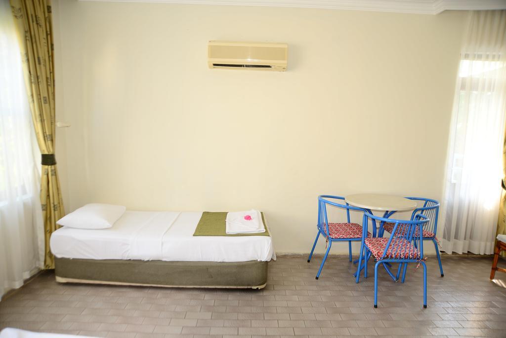 Pinar Hotel Аланя Екстериор снимка