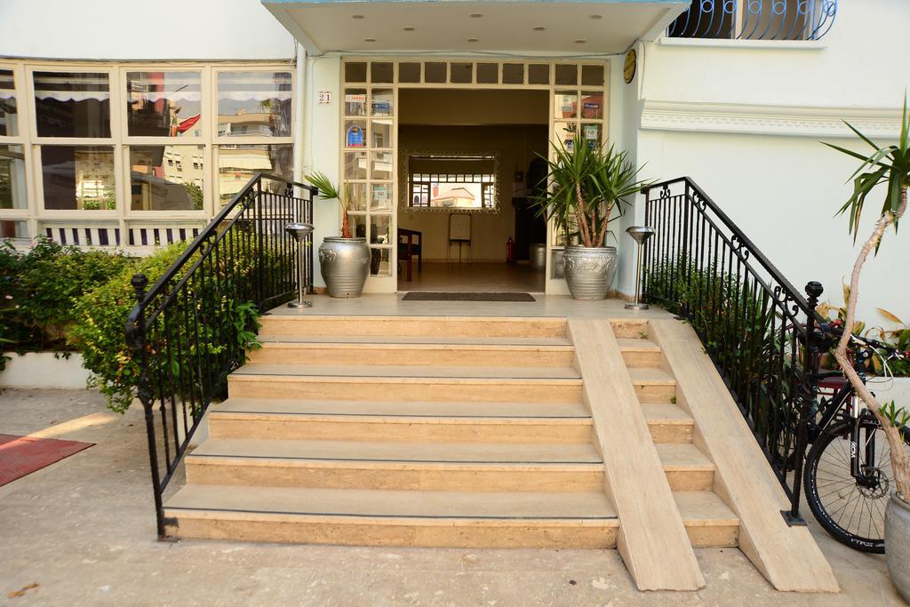 Pinar Hotel Аланя Екстериор снимка