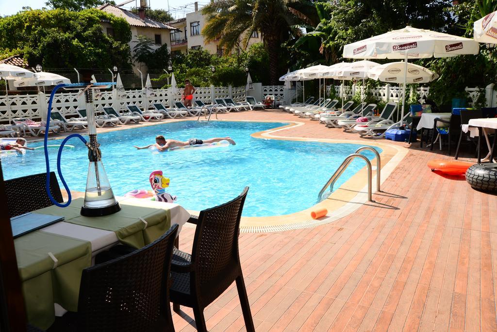 Pinar Hotel Аланя Екстериор снимка