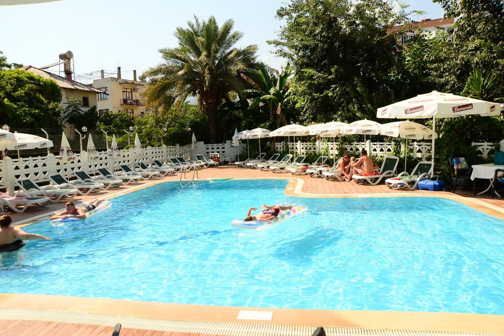 Pinar Hotel Аланя Екстериор снимка